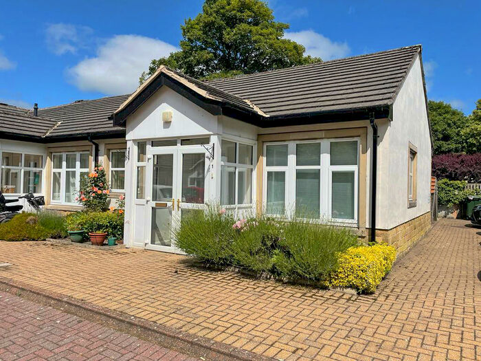 1 Bedroom Terraced Bungalow For Sale In Threshfield Court, Threshfield, BD23