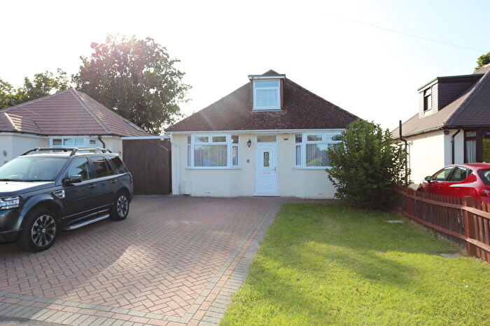 2 Bedroom Detached Bungalow For Sale In The Crescent, Earley, Reading, RG6