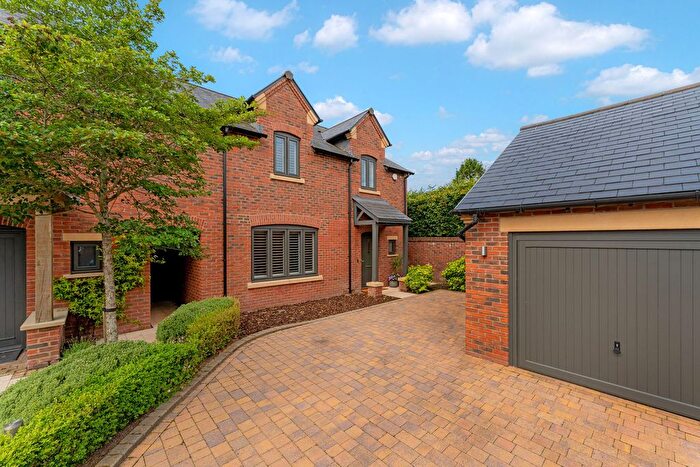 4 Bedroom Semi Detached House For Sale In Henbury Place, Henbury, SK10