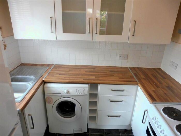 1 Bedroom Flat To Rent In Shirley Road, Shirley, Southampton, SO15