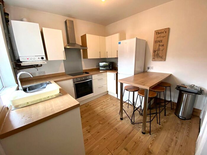 4 Bedroom Terraced House To Rent In Enderley Street, Newcastle-under-Lyme, ST5