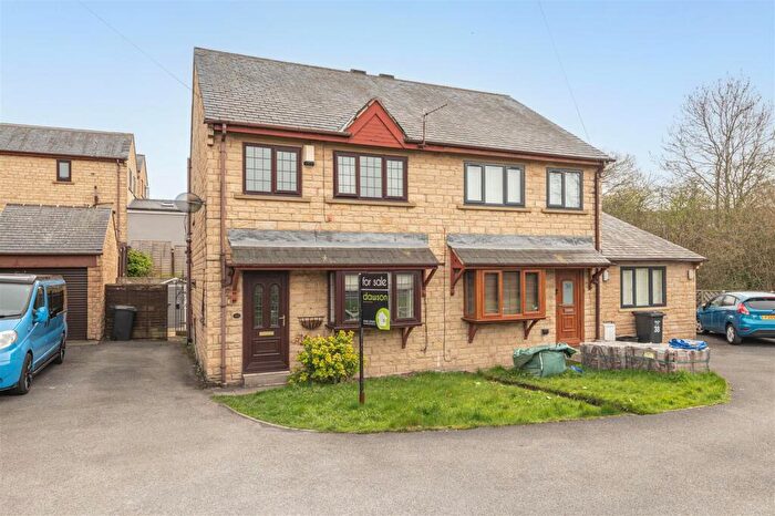 3 Bedroom Semi Detached House For Sale In Caldercroft, Elland, HX5