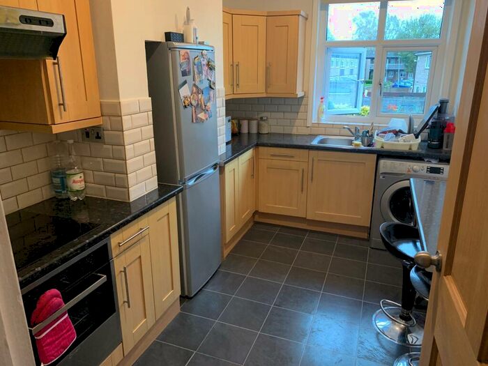 1 Bedroom Apartment To Rent In Oundle Road, Peterborough, PE2