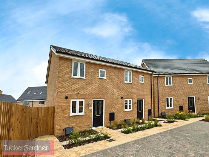 2 Bedroom Property To Rent In Comice Way, Ely, CB6