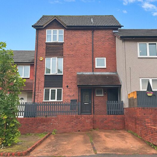 4 Bedroom House For Sale In Pitchens Close, Leicester, Leicestershire, LE4