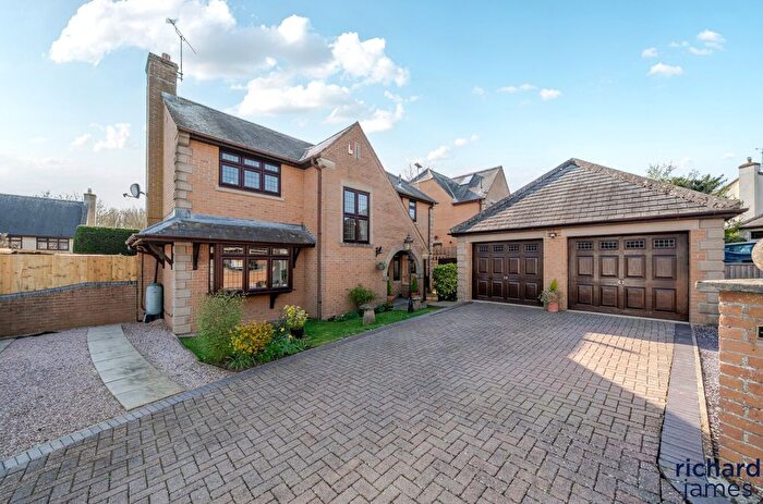4 Bedroom Detached House For Sale In Gartons Road, Middleleaze, Swindon, SN5