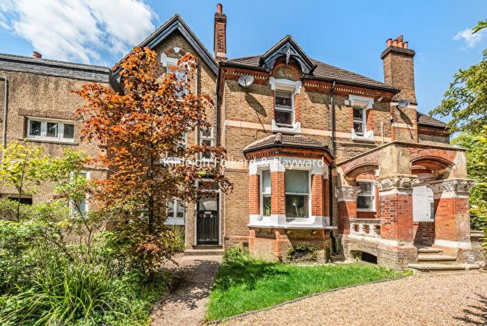 2 Bedroom Apartment To Rent In Lawn Road Beckenham, BR3