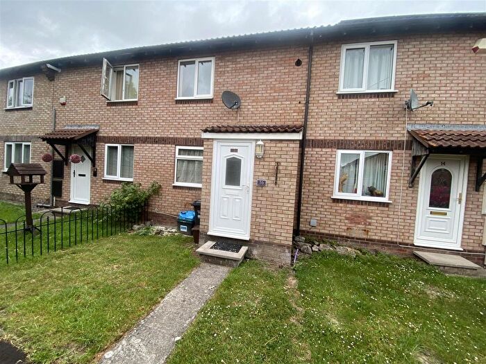 2 Bedroom Property To Rent In Linley Close, Bridgwater, TA6