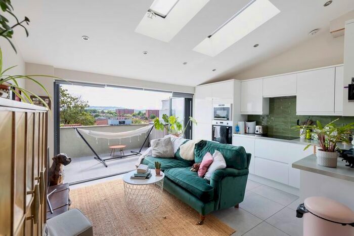 2 Bedroom Flat To Rent In Ambrose Road, Clifton Wood, BS8