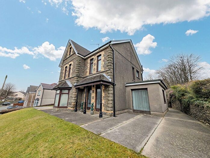 3 Bedroom Detached House For Sale In Main Road, Crynant, Neath, SA10