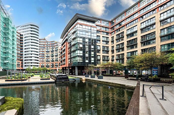 2 Bedroom Flat For Sale In Peninsula Apartments, Praed Street, London, W2