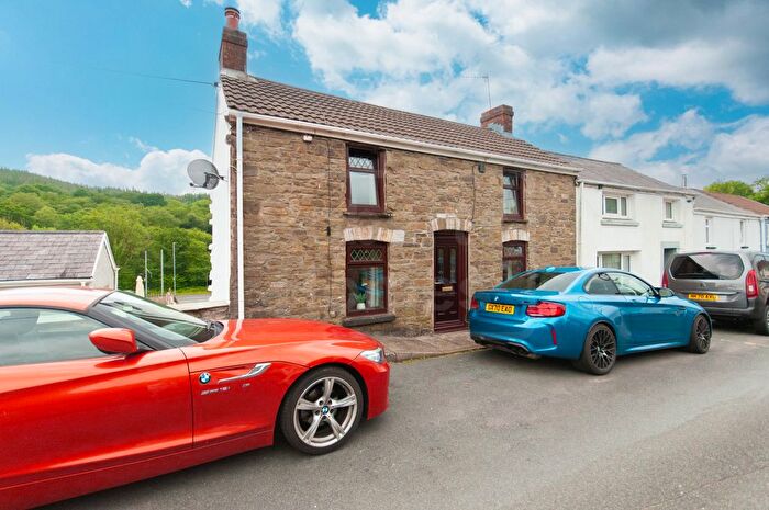 1 Bedroom Cottage For Sale In Trefleming Cottages, Hennoyadd Road, Abercrave, Swansea, SA9