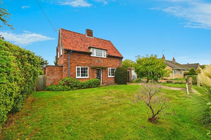 3 Bedroom Detached House For Sale In The Causeway, Stow Bridge, King's Lynn, PE34