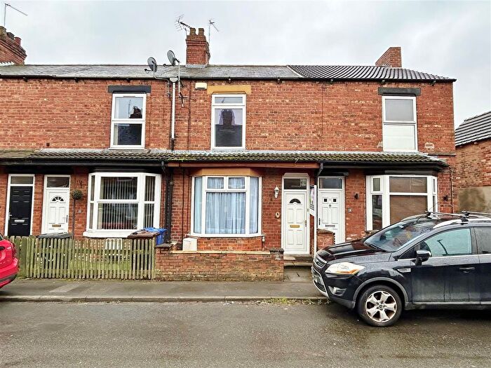 2 Bedroom Terraced House To Rent In George Street, Selby, YO8