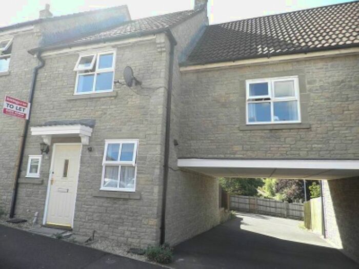 3 Bedroom Property To Rent In Rivers Reach, Frome, Somerset, BA11