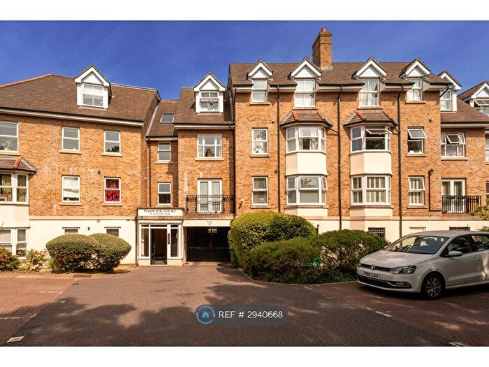2 Bedroom Flat To Rent In Warwick Court, London, SW19