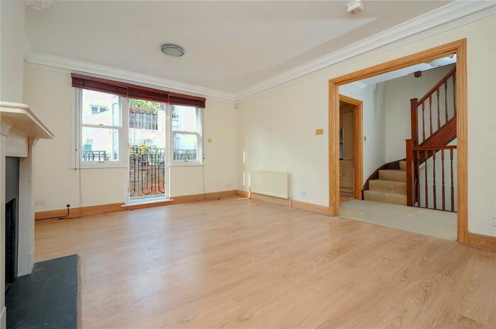 2 Bedroom Mews House To Rent In Childs Mews, Earls Court, London, SW5