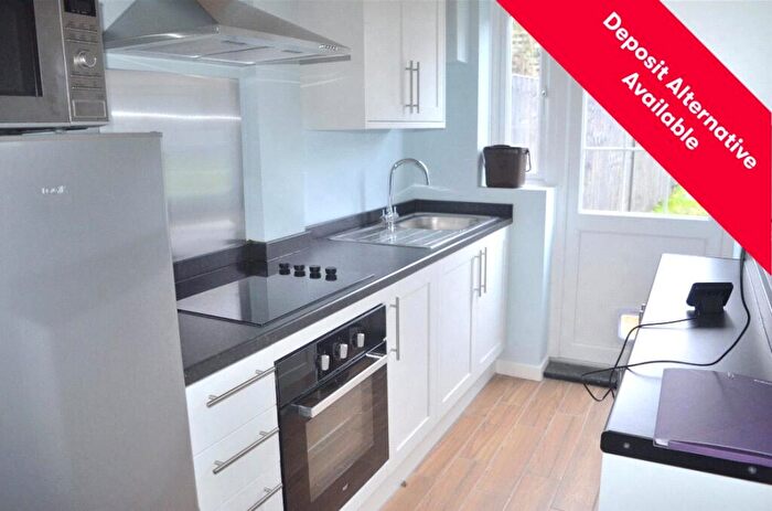 3 Bedroom Terraced House To Rent In Malling Gardens, Morden, SM4