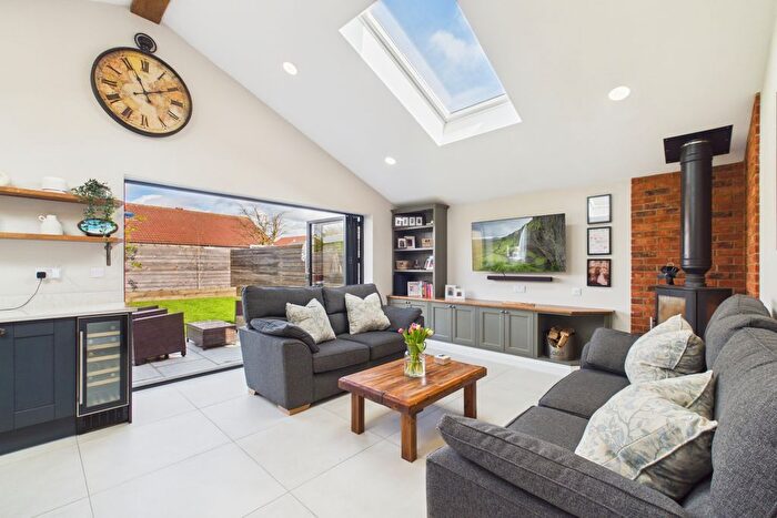 3 Bedroom Detached House For Sale In Kentmere Drive, York, North Yorkshire, YO30