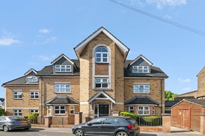 2 Bedroom Flat To Rent In Murray Court, St Margarets Road, Hanwell, W7