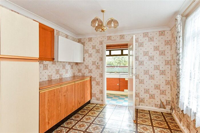 3 Bedroom Terraced House For Sale In Bates Road, Brighton, East Sussex, BN1