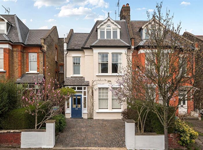 5 Bedroom Semi Detached House For Sale In Dyne Road, London, NW6