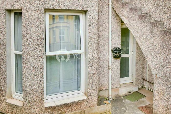 2 Bedroom Flat To Rent In Percy Terrace, Plymouth, PL4