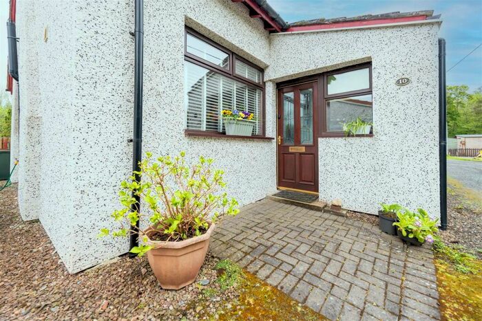 2 Bedroom House For Sale In The Crescent., Luncarty, Perth, PH1