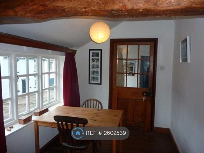 1 Bedroom Flat To Rent In Uttoxeter Road, Abbots Bromley, WS15