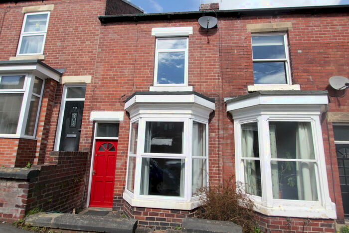 2 Bedroom Terraced House To Rent In Fulmer Road, Sheffield, S11