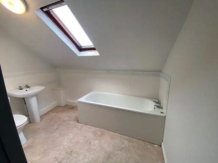 1 Bedroom Flat To Rent In Rice Lane, Wallasey, CH44