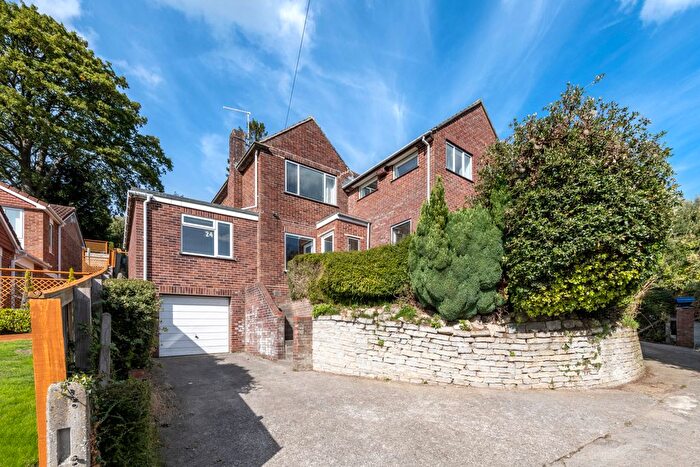 4 Bedroom Detached House To Rent In Penn Hill, Yeovil, BA20