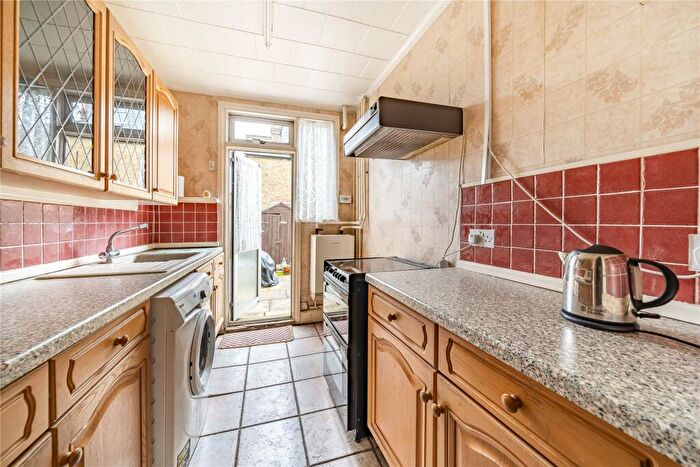 3 Bedroom Terraced House For Sale In Dawson Road, Kingston Upon Thames, KT1