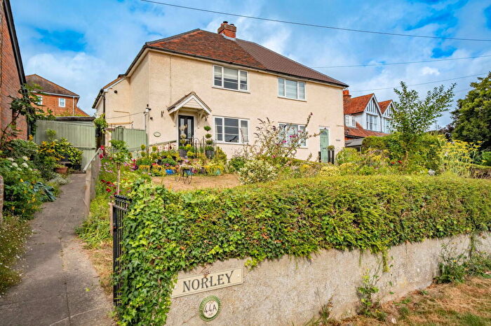 3 Bedroom Semi-Detached House For Sale In Winchester Street, Overton, Basingstoke, RG25