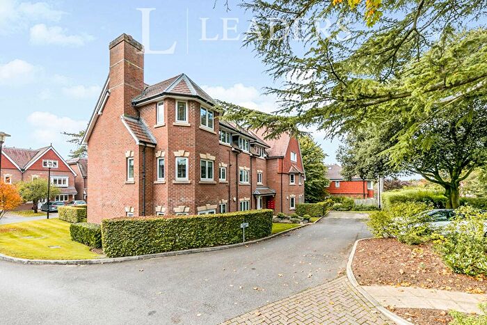 2 Bedroom Apartment To Rent In Epsom Road Area, Guildford, GU1