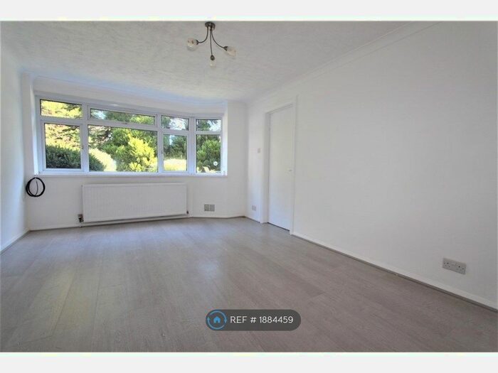 2 Bedroom Maisonette To Rent In Bullhead Road, Borehamwood, WD6