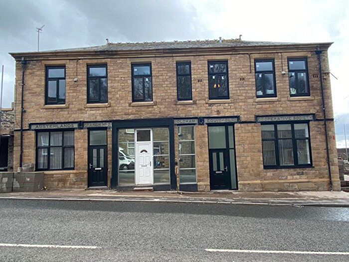 2 Bedroom Apartment To Rent In Flat, - Huddersfield Road, Oldham, Lancashire, OL4