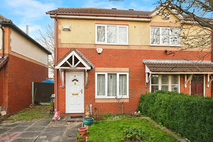 2 Bedroom End Of Terrace House For Sale In Herbert Road, Small Heath, Birmingham, West Midlands, B10