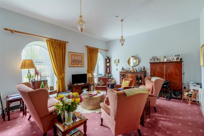 2 Bedroom Apartment To Rent In The Old Gaol, Abingdon, OX14