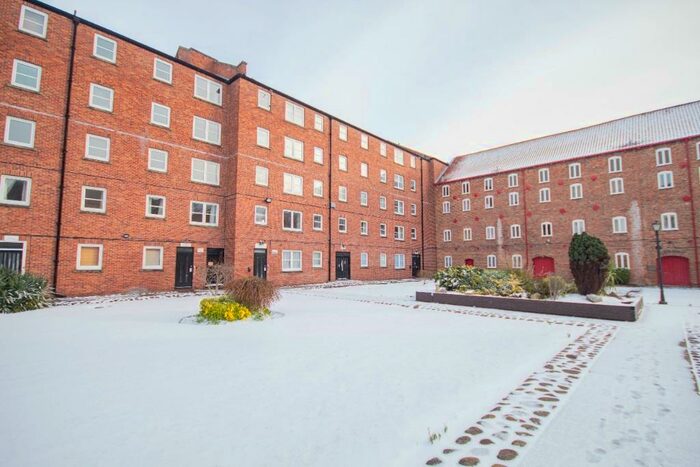 1 Bedroom Apartment To Rent In High Street, Hull, East Riding Of Yorkshire, HU1