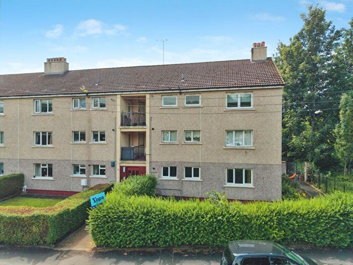 3 Bedroom Flat For Sale In Riddrie Knowes, Glasgow, G33