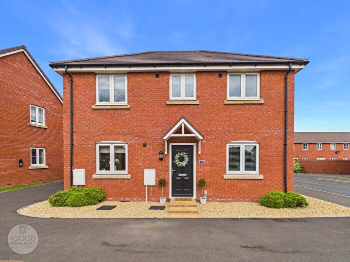 3 Bedroom Detached House For Sale In Romney Way, Hereford, HR2