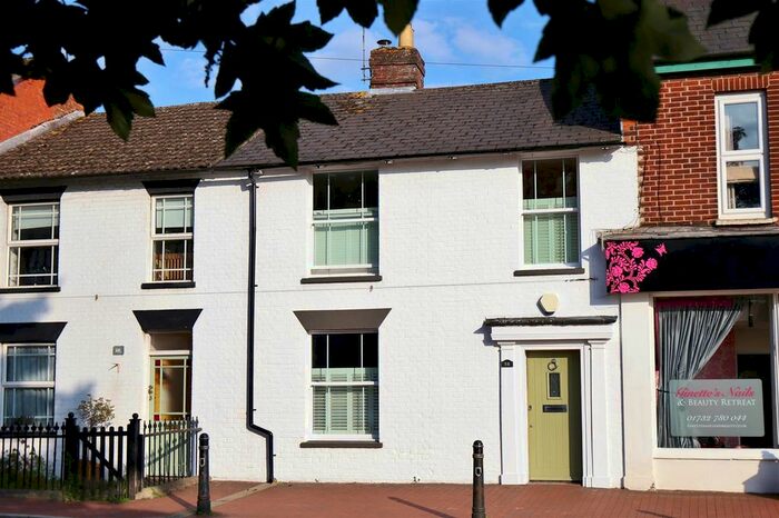 2 Bedroom Cottage To Rent In High Street, Borough Green, Kent TN15