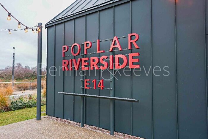 1 Bedroom Apartment To Rent In Hawser Lane, Poplar Riverside, E14