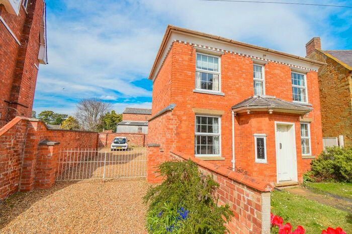 3 Bedroom Detached House To Rent In Bedford Road, Little Houghton, Northamptonshire, NN7