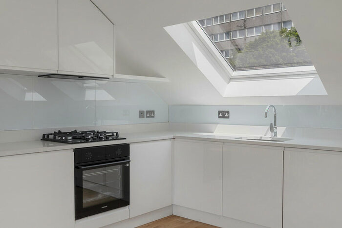 2 Bedroom Flat For Sale In Crouch Hill, N4