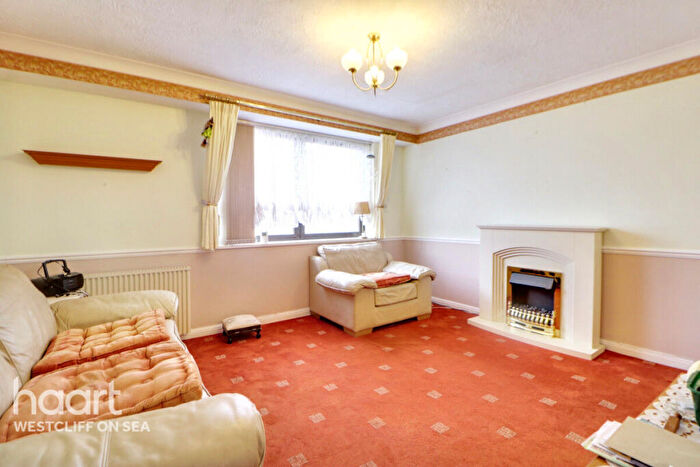 1 Bedroom Flat For Sale In Gordon Place, Southend-On-Sea, SS1