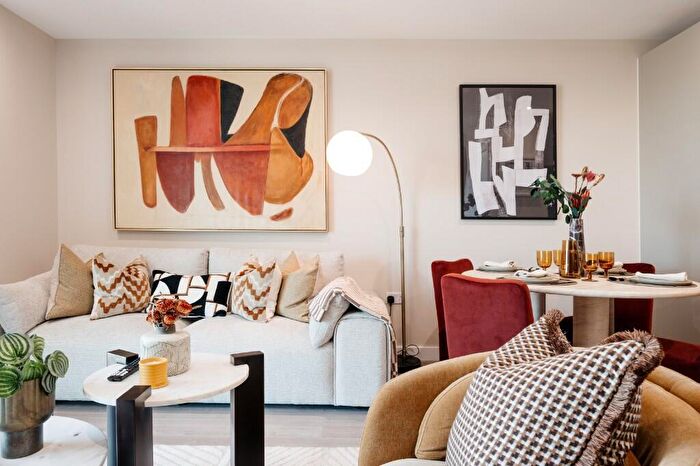 1 Bedroom Apartment For Sale In Woodberry Down Sales & Marketing Suite Riverside Apartments, Woodberry Grove, Finsbury Park, London, N4