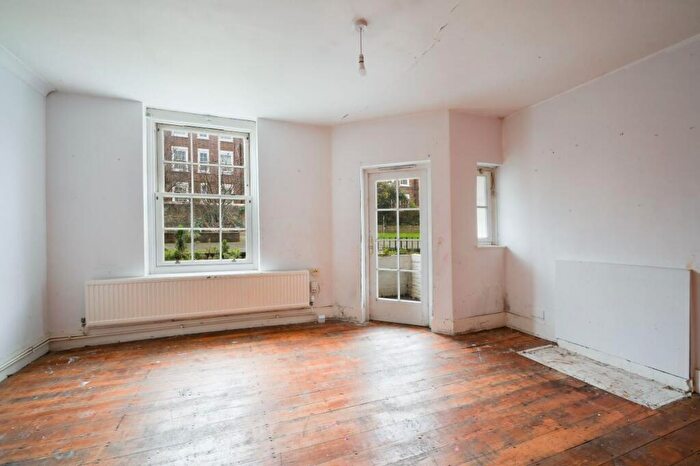 1 Bedroom Flat For Sale In Flat Faraday House, York Rise, Dartmouth Park, London, NW5