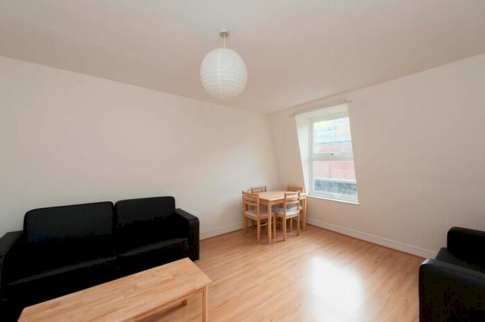 2 Bedroom Flat To Rent In Boston Place, Marylebone NW1